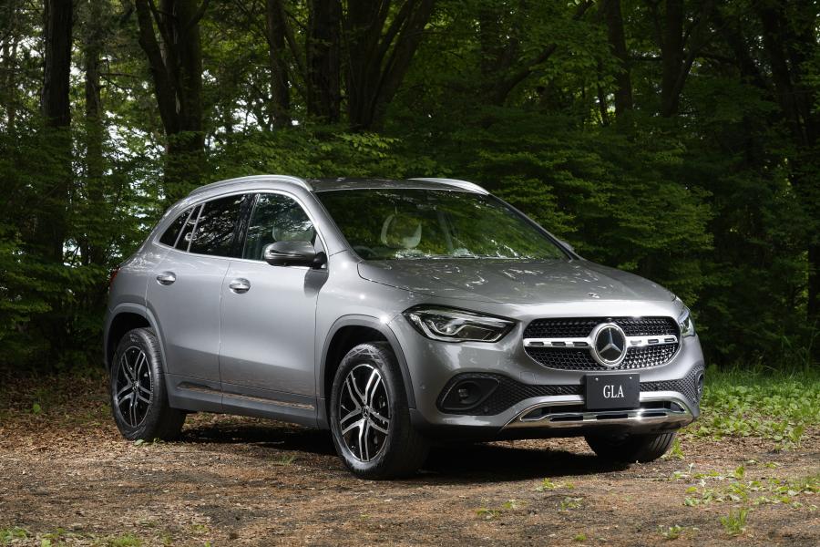  Mercedes-Benz GLA200d 4Matic Progressive Line (H247) 2020 года  (JP) (фото 1 из 7)